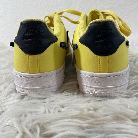 NIKE Air Force 1 Low Shoes Yellow Purse Removable Swoosh‎ Black Size 4.5Y Youth - Picture 7 of 14